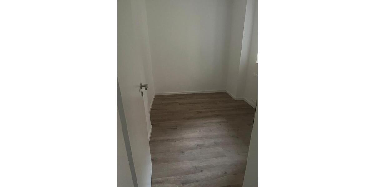 Erdgeschoßwohnung Paderborn - 3 Zimmer, 86 m&sup2;, 830&euro; | Angebot:26546072