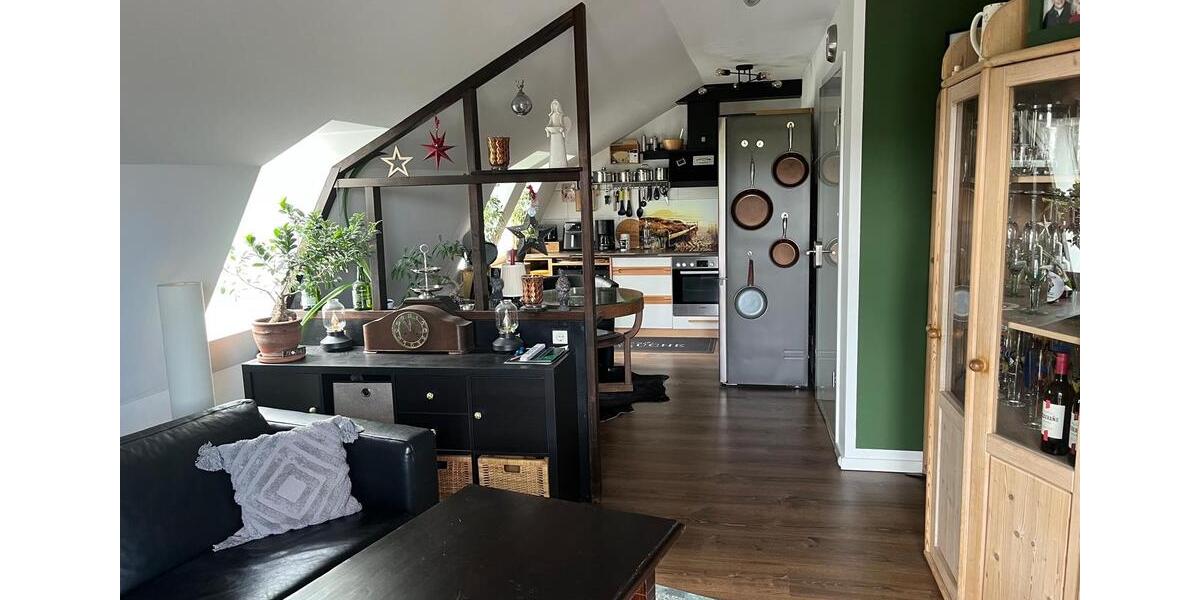 Dachgeschoßwohnung Büren - 2 Zimmer, 71 m&sup2;, 850&euro; | Angebot:26556979