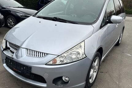 Mitsubishi Grandis 313.000 km 1.199 &euro; Paderborn 33100