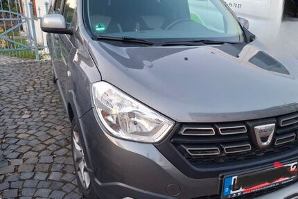 Dacia Lodgy 98.500 km 7.000 &euro; Erwitte 59597