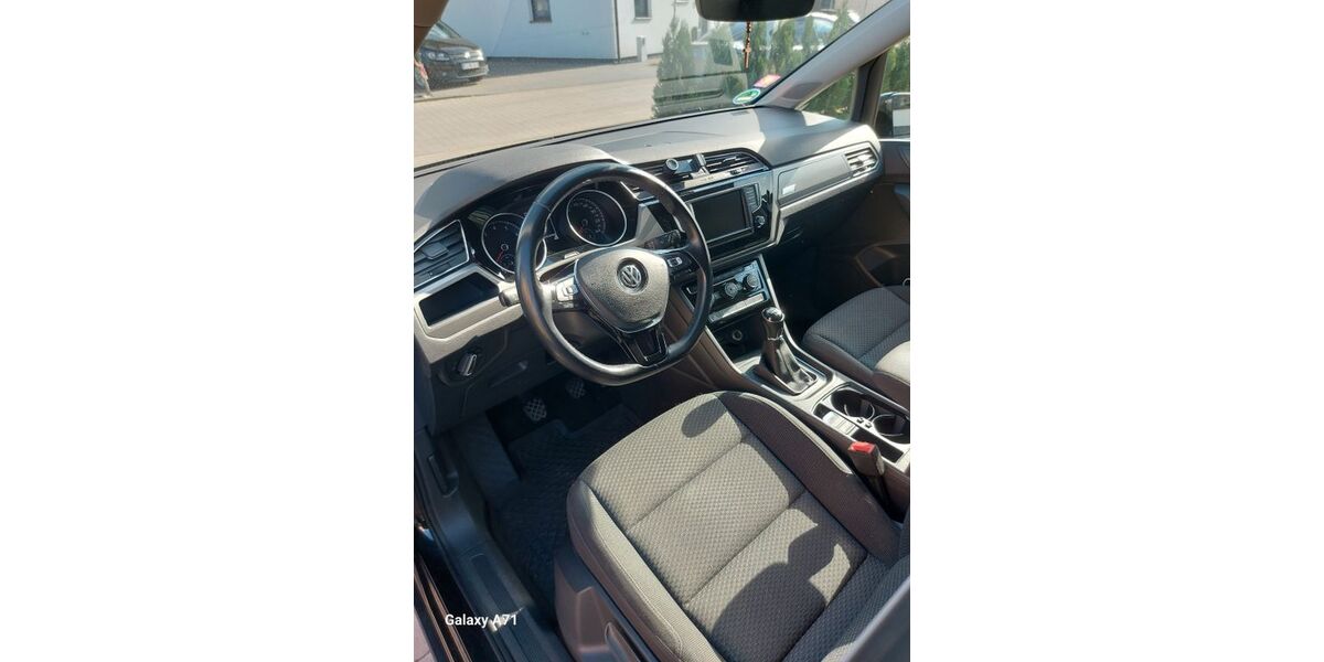 VW Touran 95.000 km 13.400 &euro; Gütersloh 33334