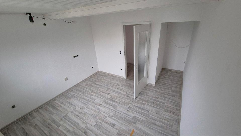 Reihenhaus Paderborn Univiertel - 6 Zimmer, 140 m&sup2;, 1.500&euro; | Angebot:25405563