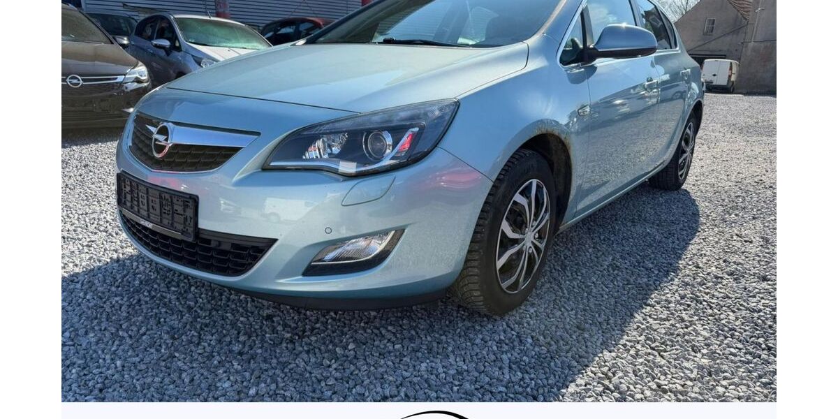 Opel Astra 190.000 km 2.299 &euro; Paderborn 33100