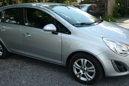 Opel Corsa 63.900 km 4.999 &euro; Paderborn 33100
