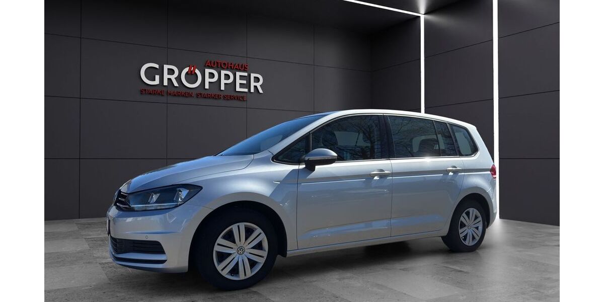 VW Touran 86.900 km 16.690 &euro; Paderborn 33104