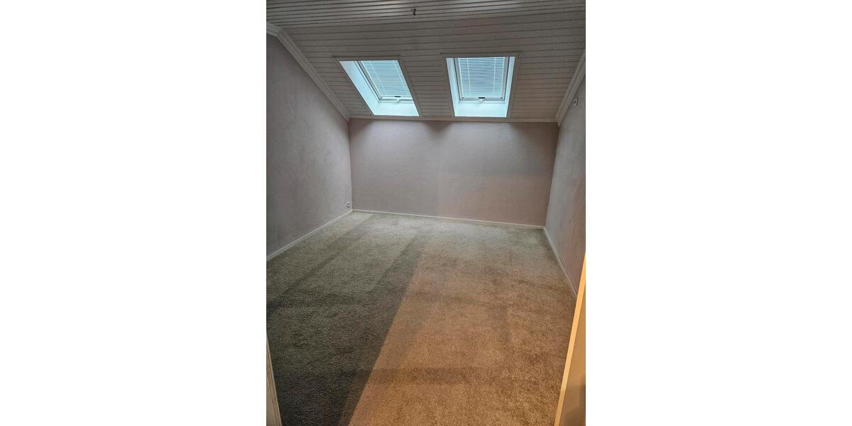 Dachgeschoßwohnung Lippstadt Overhagen - 2 Zimmer, 58 m&sup2;, 139.000&euro; | Angebot:27219055