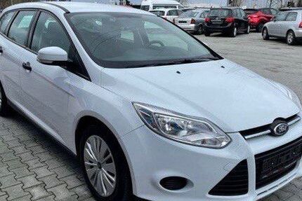 Ford Focus 153.000 km 2.900 &euro; Paderborn 33098
