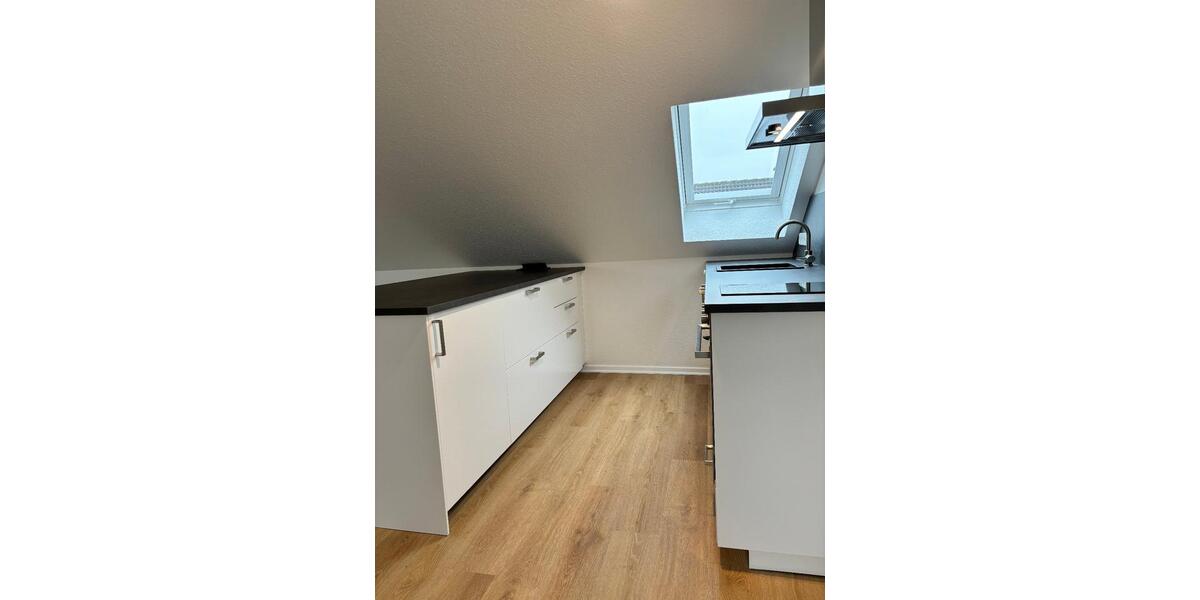 Dachgeschoßwohnung Oelde - 1 Zimmer, 65 m&sup2;, 615&euro; | Angebot:25933967