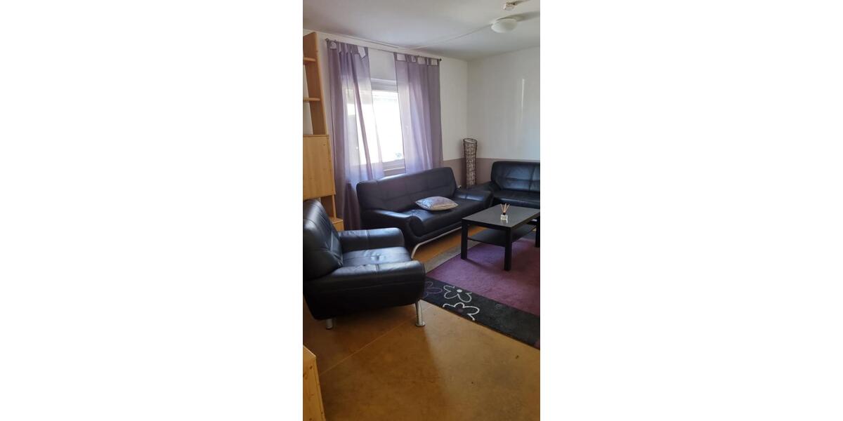 Etagenwohnung Lippstadt - 15 Zimmer, 20 m&sup2;, 400&euro; | Angebot:25131718