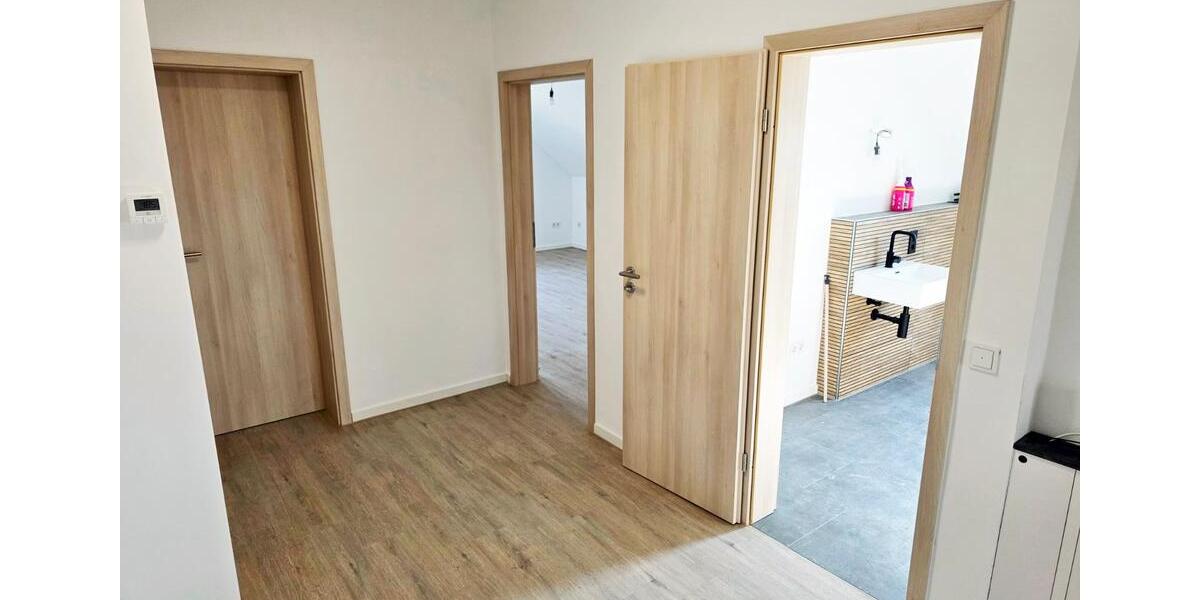Dachgeschoßwohnung Möhnesee - 3 Zimmer, 85 m&sup2;, 240.000&euro; | Angebot:25079518