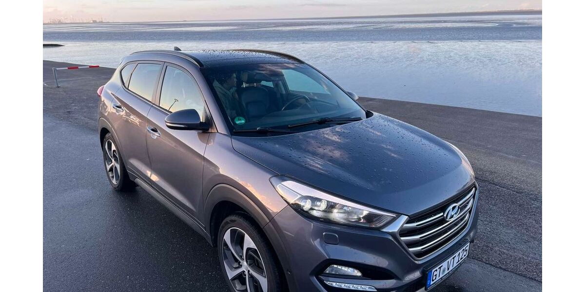 Hyundai TUCSON 168.000 km 15.500 &euro; Langenberg 33449