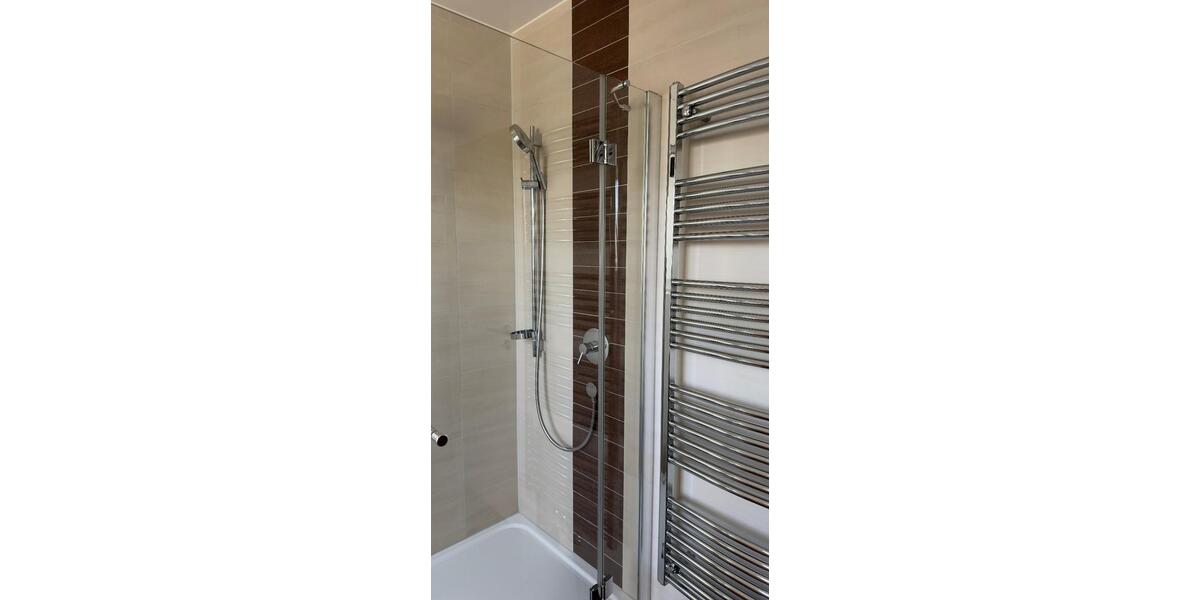 Dachgeschoßwohnung Gütersloh Kattenstroth - 3.5 Zimmer, 120 m&sup2;, 900&euro; | Angebot:26532521