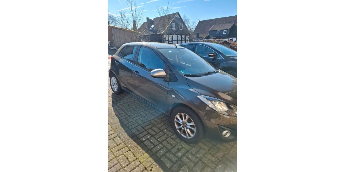 Mazda 2 140.000 km 4.500 &euro; Warstein 59581