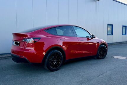 Tesla Model Y 73.369 km 34.990 &euro; Paderborn 33104