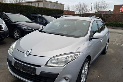 Renault Megane 213.000 km 3.899 &euro; Paderborn 33100