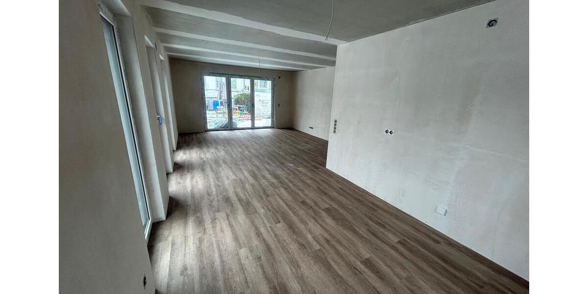Etagenwohnung Paderborn - 2 Zimmer, 60 m&sup2;, 817&euro; | Angebot:24704182