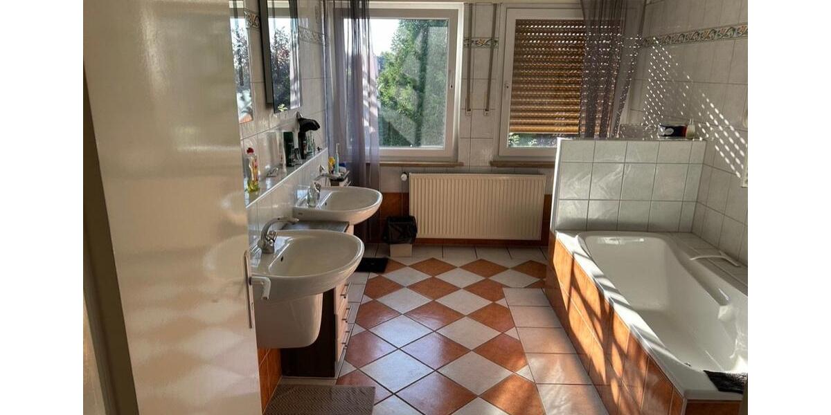 Etagenwohnung Anröchte - 1 Zimmer, 20 m&sup2;, 450&euro; | Angebot:26267483