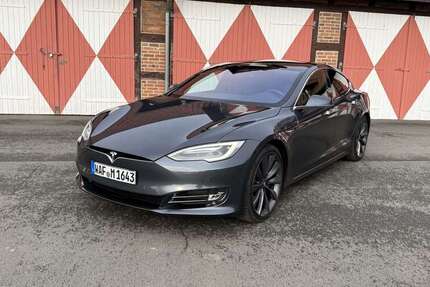 Tesla Model S 153.608 km 28.000 &euro; Ostenfelde 59320