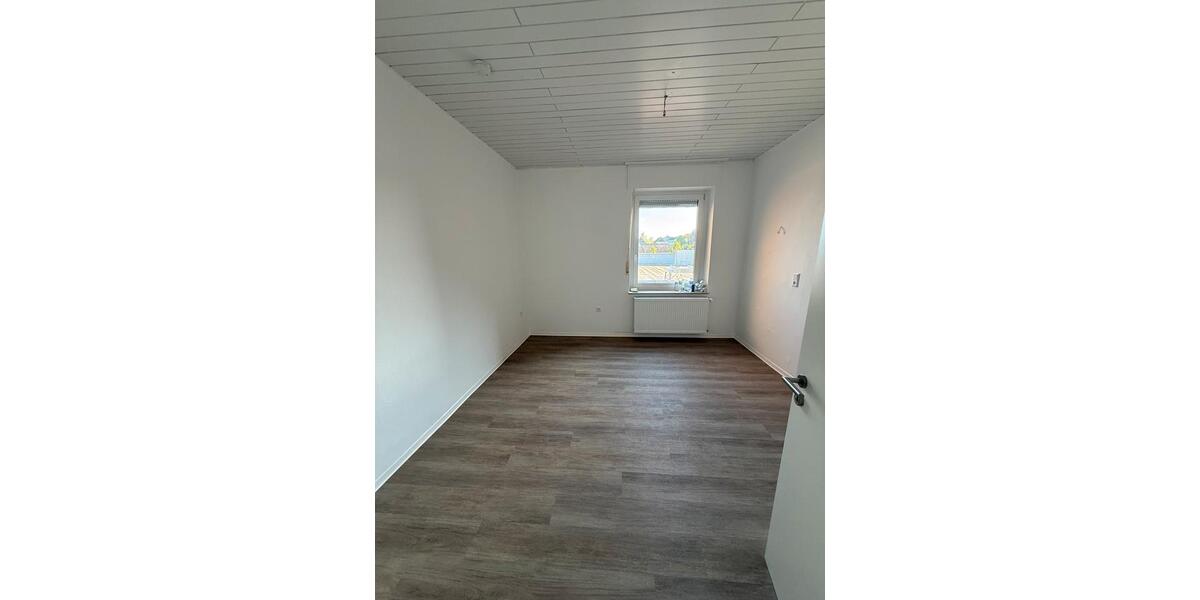 Etagenwohnung Beckum - 2 Zimmer, 115 m&sup2;, 920&euro; | Angebot:26618951