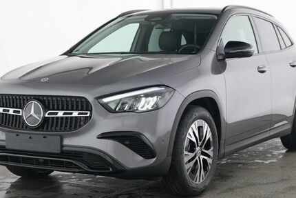 Mercedes-Benz GLA 180 2.884 km 35.970 &euro; Rheda-Wiedenbrück 33378