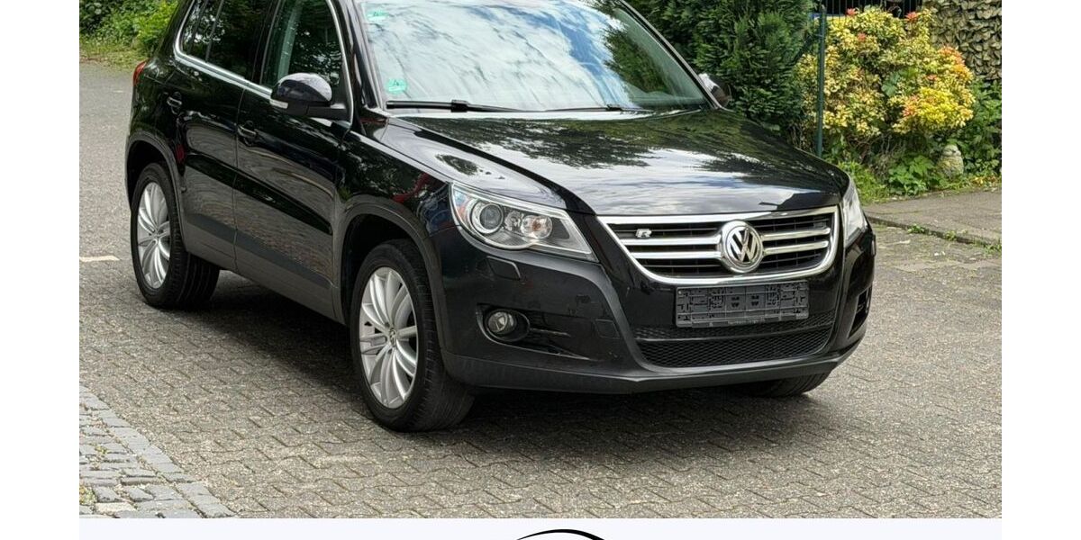 VW Tiguan 218.000 km 5.299 &euro; Paderborn 33100