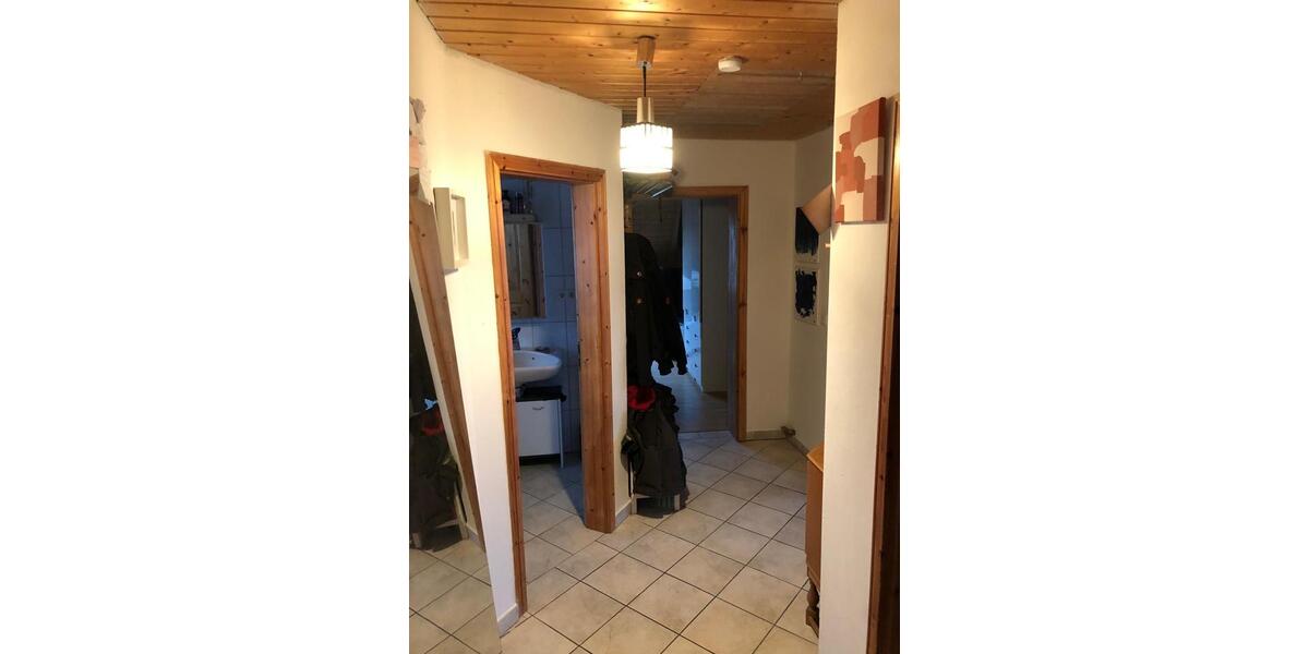 Dachgeschoßwohnung Möhnesee - 3 Zimmer, 80 m&sup2;, 800&euro; | Angebot:26549853