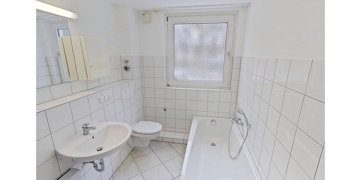 Etagenwohnung Paderborn - 3 Zimmer, 70 m&sup2;, 593&euro; | Angebot:25903358