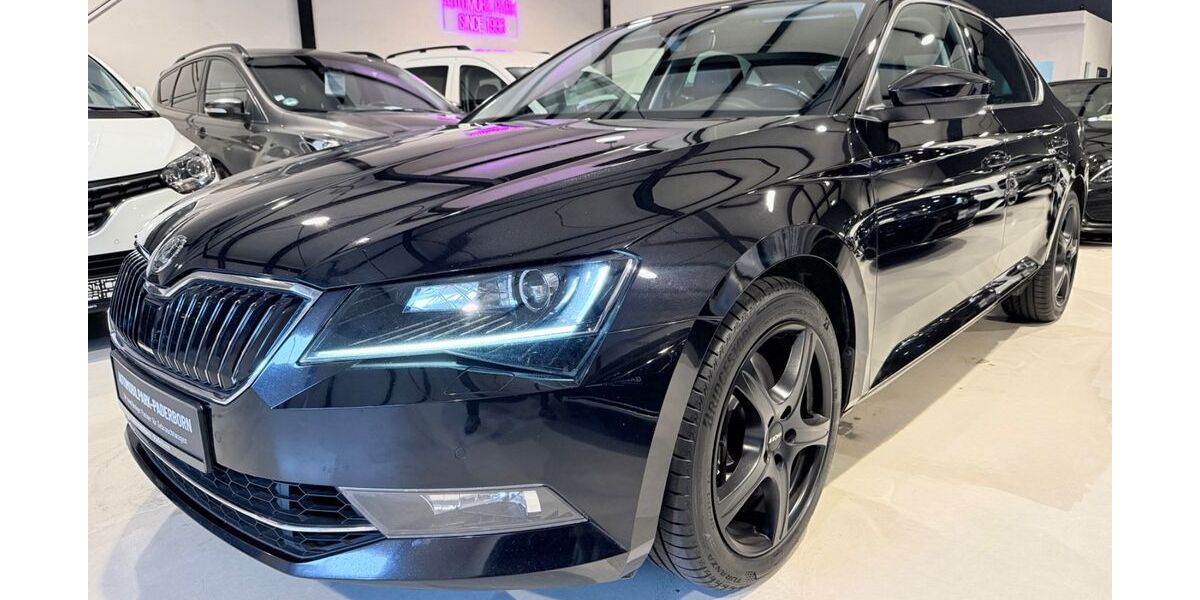 Skoda Superb 134.567 km 18.490 &euro; Paderborn 33102