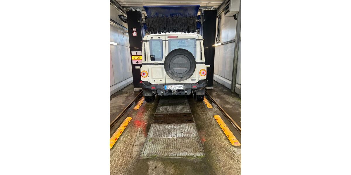 Ineos Grenadier 2.999 km 59.999 &euro; Büren 33142