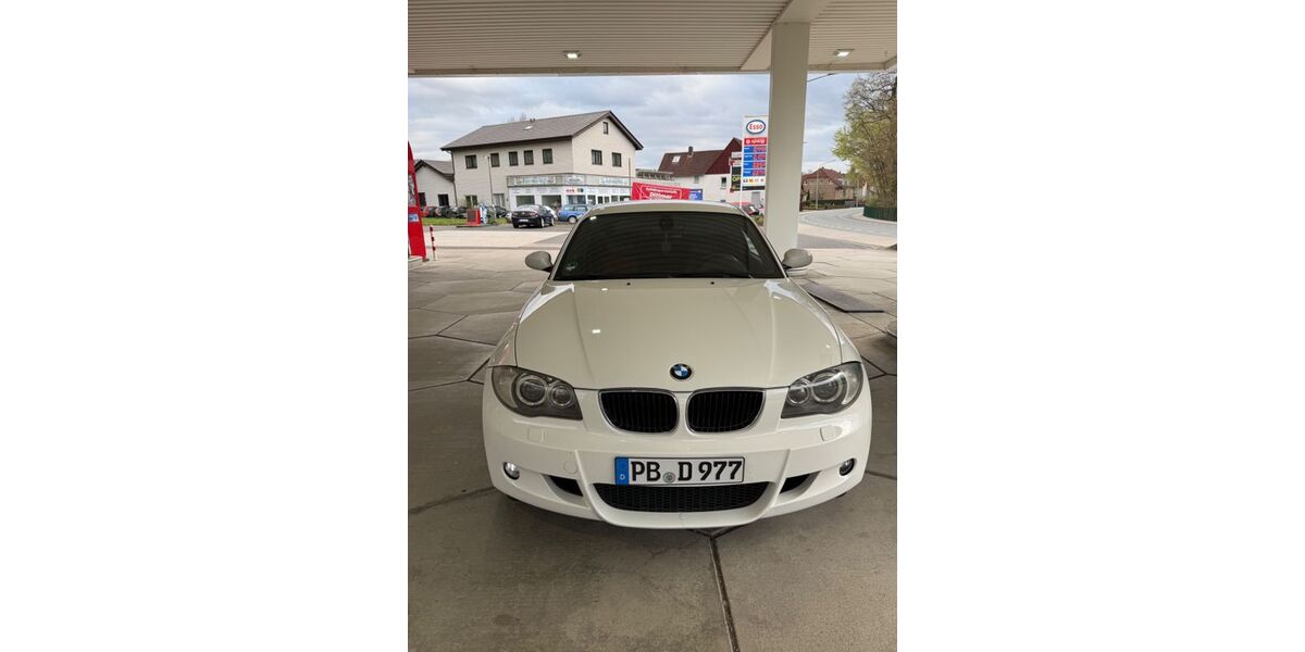 BMW 118 183.000 km 4.550 &euro; Borchen 33178
