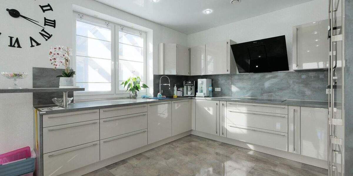 Einfamilienhaus Bad Wünnenberg Haaren - 8 Zimmer, 214 m&sup2;, 499.000&euro; | Angebot:25776601