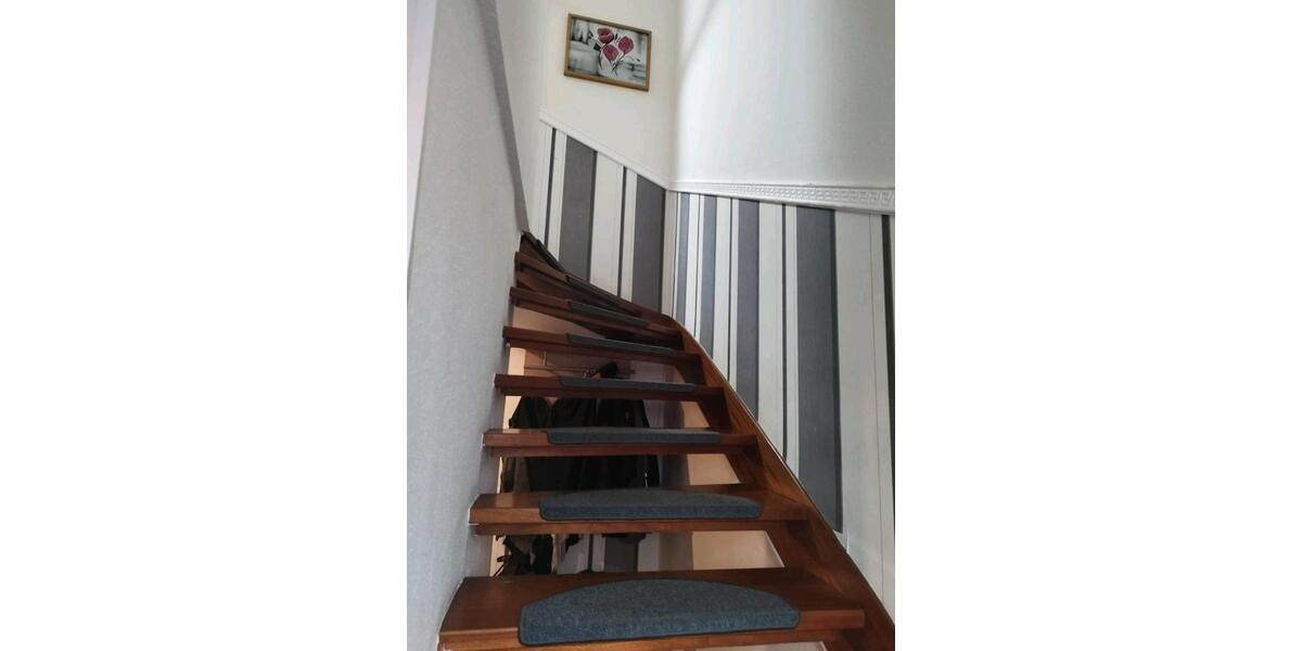 Reihenhaus Geseke - 1 Zimmer, 95 m&sup2;, 245.000&euro; | Angebot:26064005