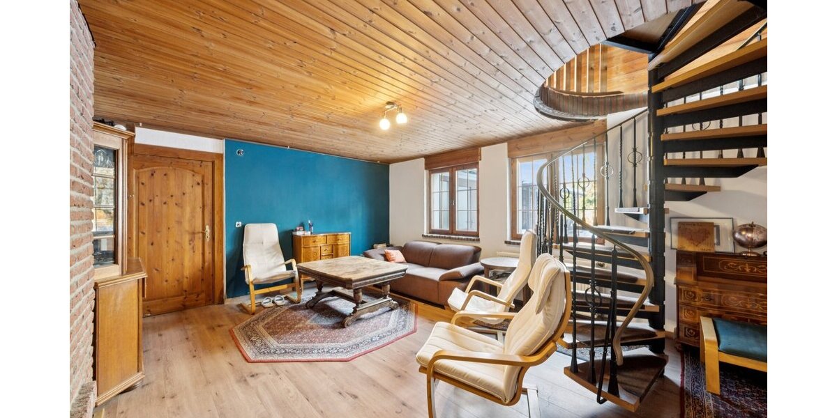 ? Charmantes Blockbohlenhaus in traumhafter Höhenlage von Warstein-Hirschberg - Einfamilienhaus Warstein | Angebot:25232863