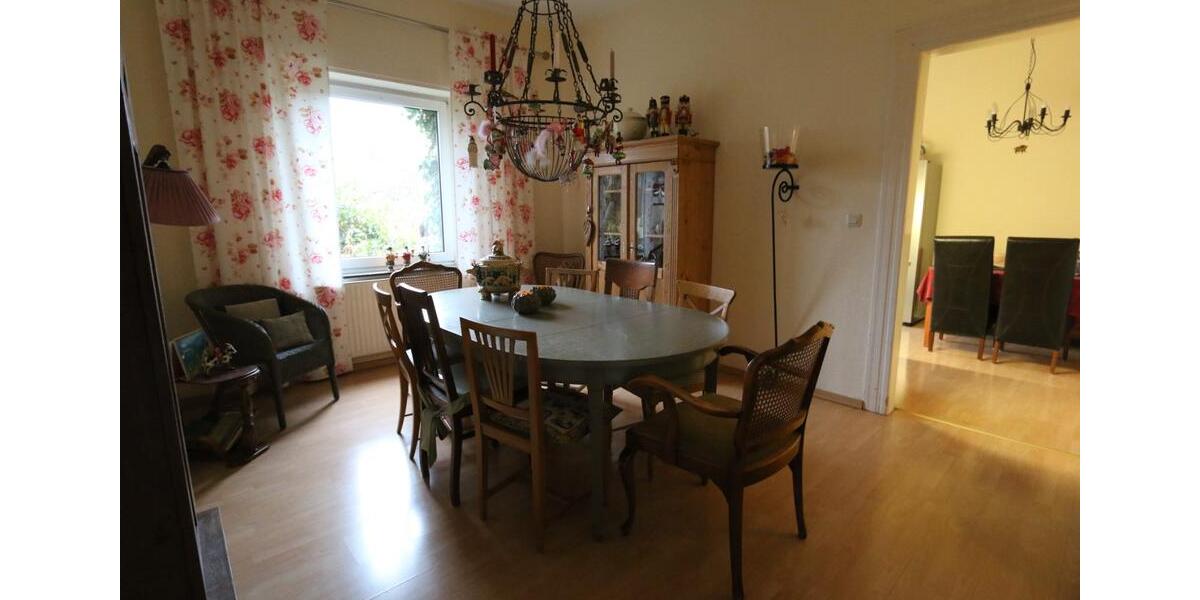 Einfamilienhaus Erwitte - 11 Zimmer, 483 m&sup2;, 590.000&euro; | Angebot:27014734