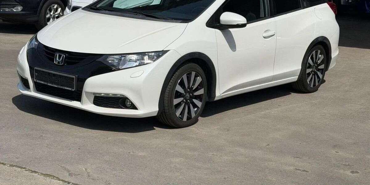 Honda Civic 144.000 km 9.799 &euro; Paderborn 33100