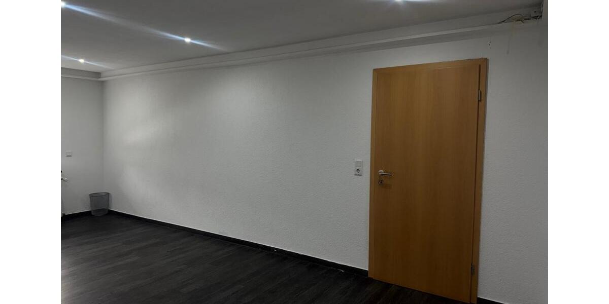 Etagenwohnung Lippstadt Overhagen - 1 Zimmer, 28 m&sup2;, 300&euro; | Angebot:25920019