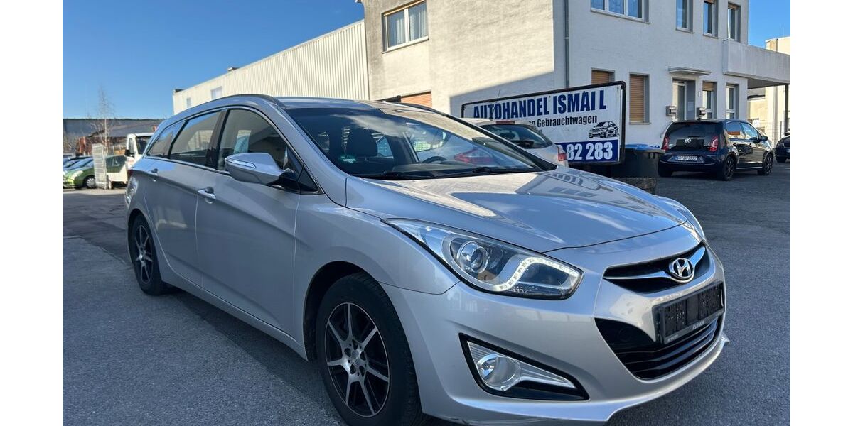 Hyundai i40 160.000 km 4.700 &euro; Soest 59494