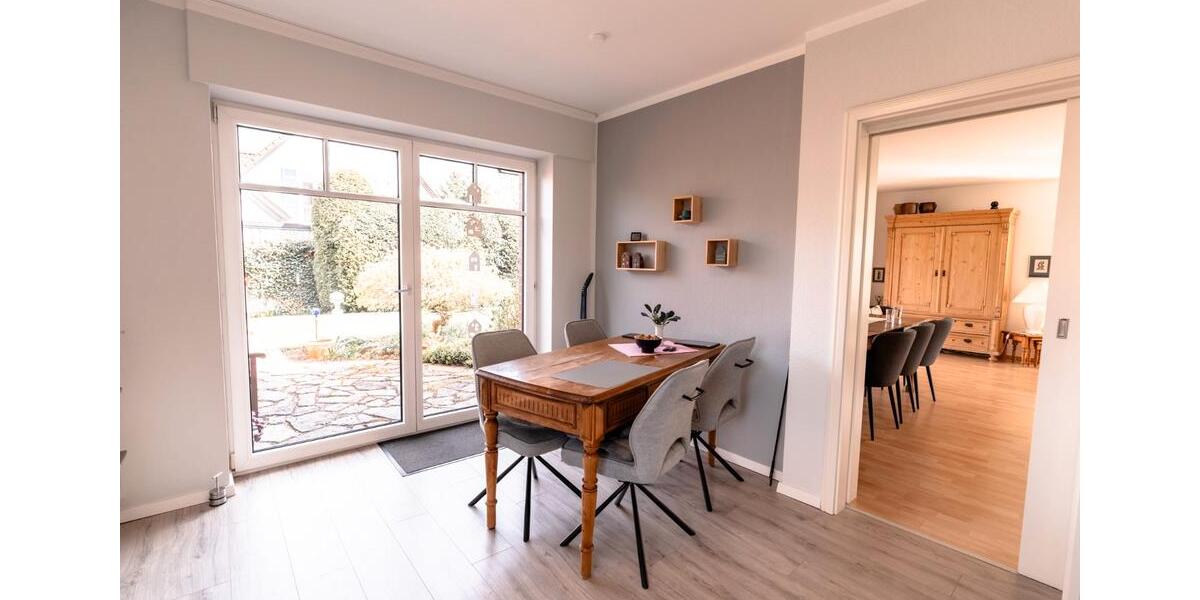 Einfamilienhaus Warstein - 6 Zimmer, 147 m&sup2;, 460.000&euro; | Angebot:27094942