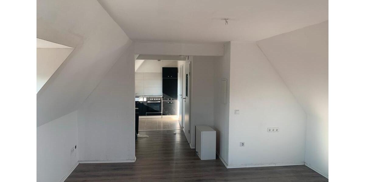 Dachgeschoßwohnung Gütersloh - 1 Zimmer, 30 m&sup2;, 500&euro; | Angebot:25545187