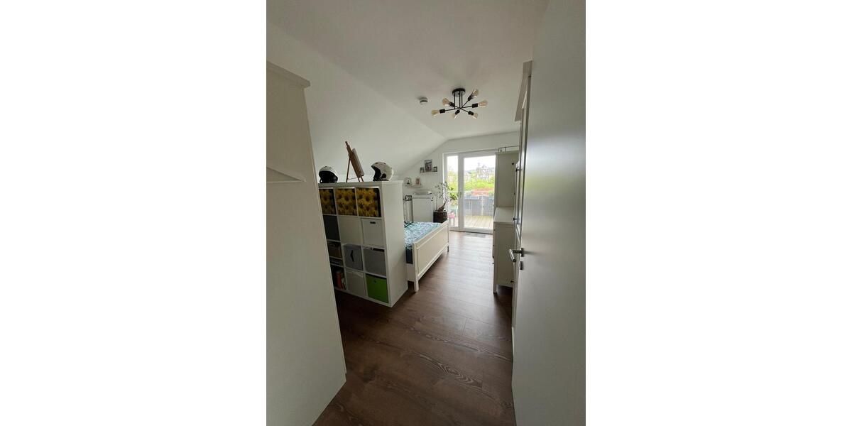 Dachgeschoßwohnung Büren - 2 Zimmer, 71 m&sup2;, 850&euro; | Angebot:26556979