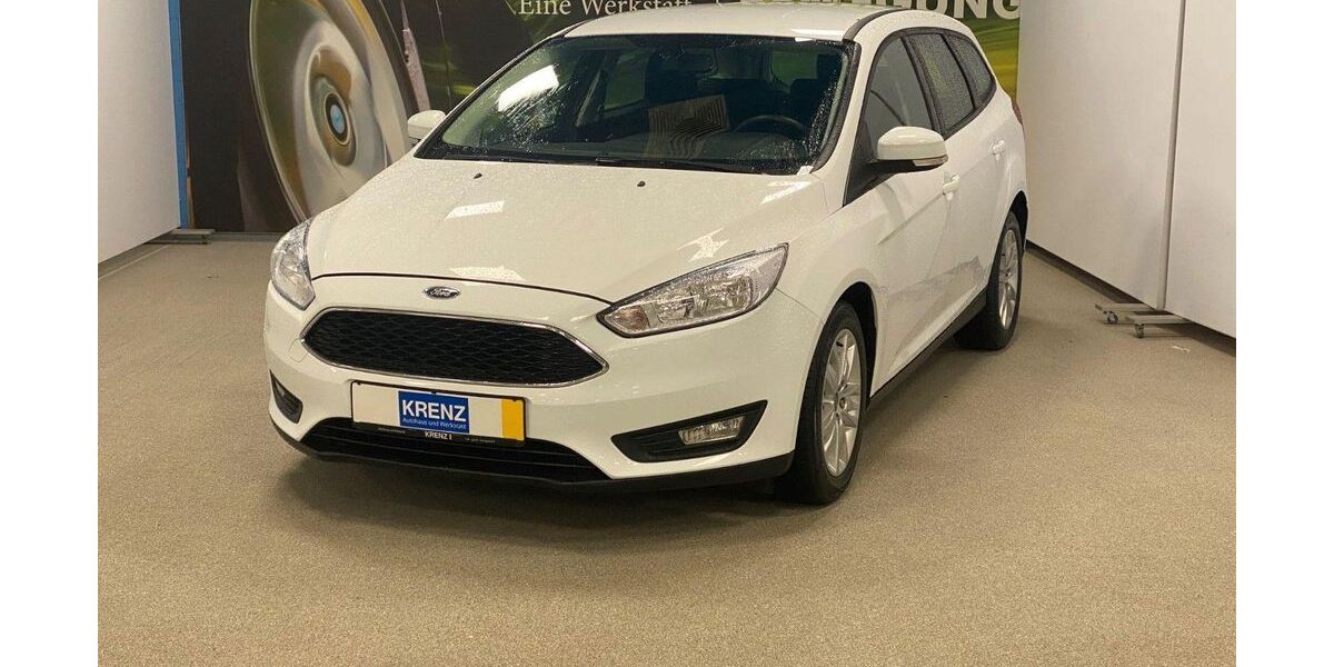 Ford Focus 112.374 km 9.990 &euro; Paderborn 33100
