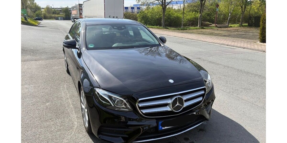 Mercedes-Benz E 200 80.500 km 23.999 &euro; Paderborn 33100