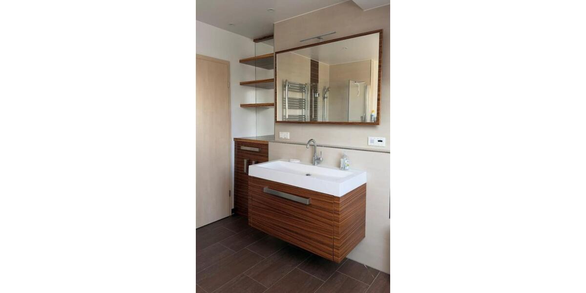 Dachgeschoßwohnung Gütersloh - 4 Zimmer, 120 m&sup2;, 900&euro; | Angebot:26689924