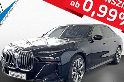 BMW i7 4.549 km 114.760 &euro; Paderborn 33104