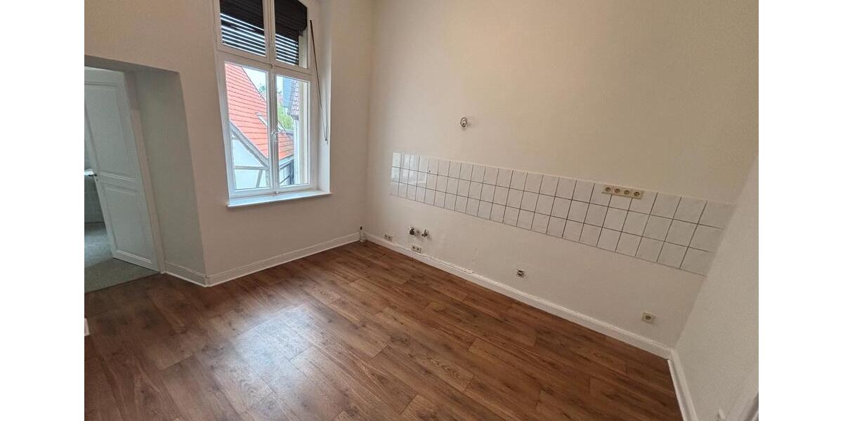 Etagenwohnung Beckum - 5 Zimmer, 140 m&sup2;, 1.000&euro; | Angebot:26597119
