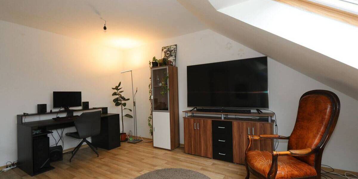 Etagenwohnung Büren - 2 Zimmer, 63 m&sup2;, 380&euro; | Angebot:26881842
