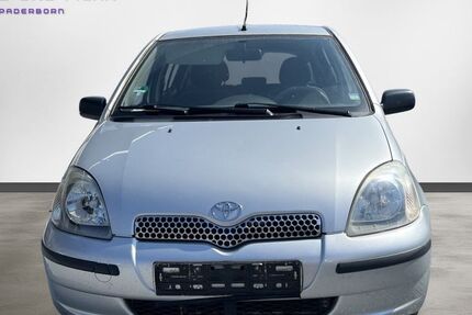 Toyota Yaris 212.000 km 1.699 &euro; Paderborn 33100