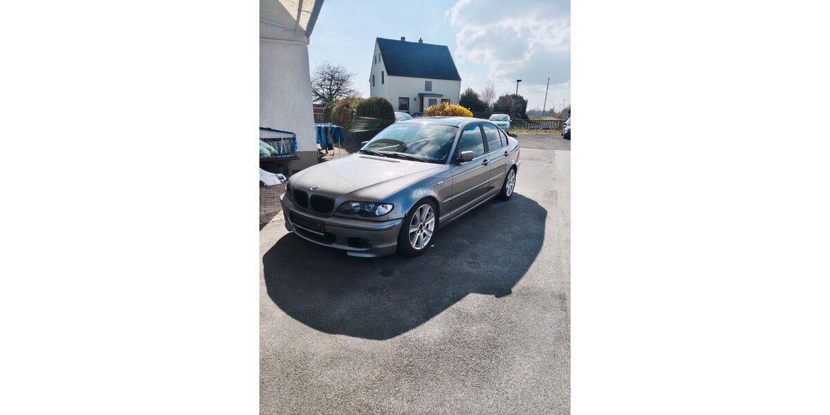 BMW 320 208.500 km 4.200 &euro; Lippstadt 59556