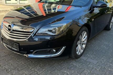 Opel Insignia 149.000 km 7.299 &euro; Paderborn 33100