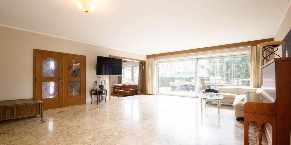 Einfamilienhaus Paderborn Kernstadt - 9 Zimmer, 303 m&sup2;, 950.000&euro; | Angebot:25703026